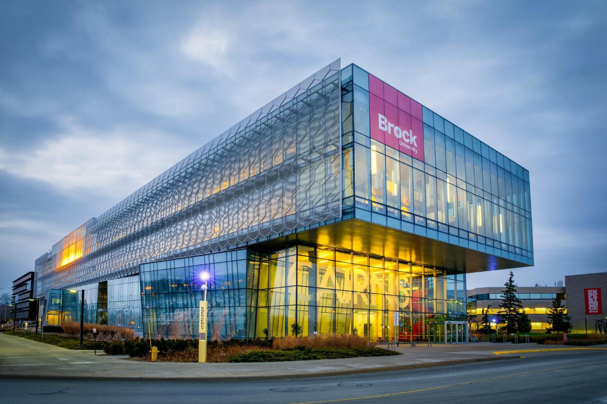Holiday Inn Hotel & Suites St.Catharines-Niagara By Ihg Sainte-Catherine Eksteriør billede