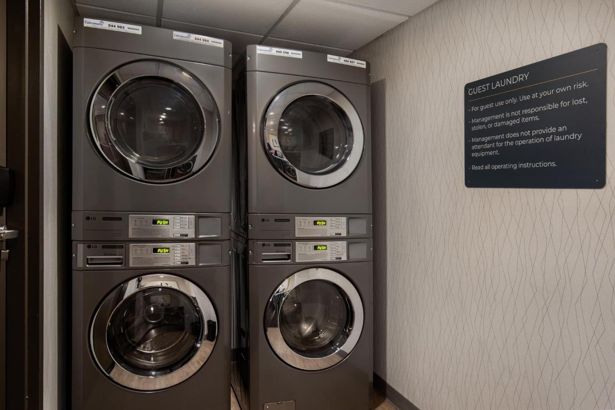 Holiday Inn Hotel & Suites St.Catharines-Niagara By Ihg Sainte-Catherine Eksteriør billede